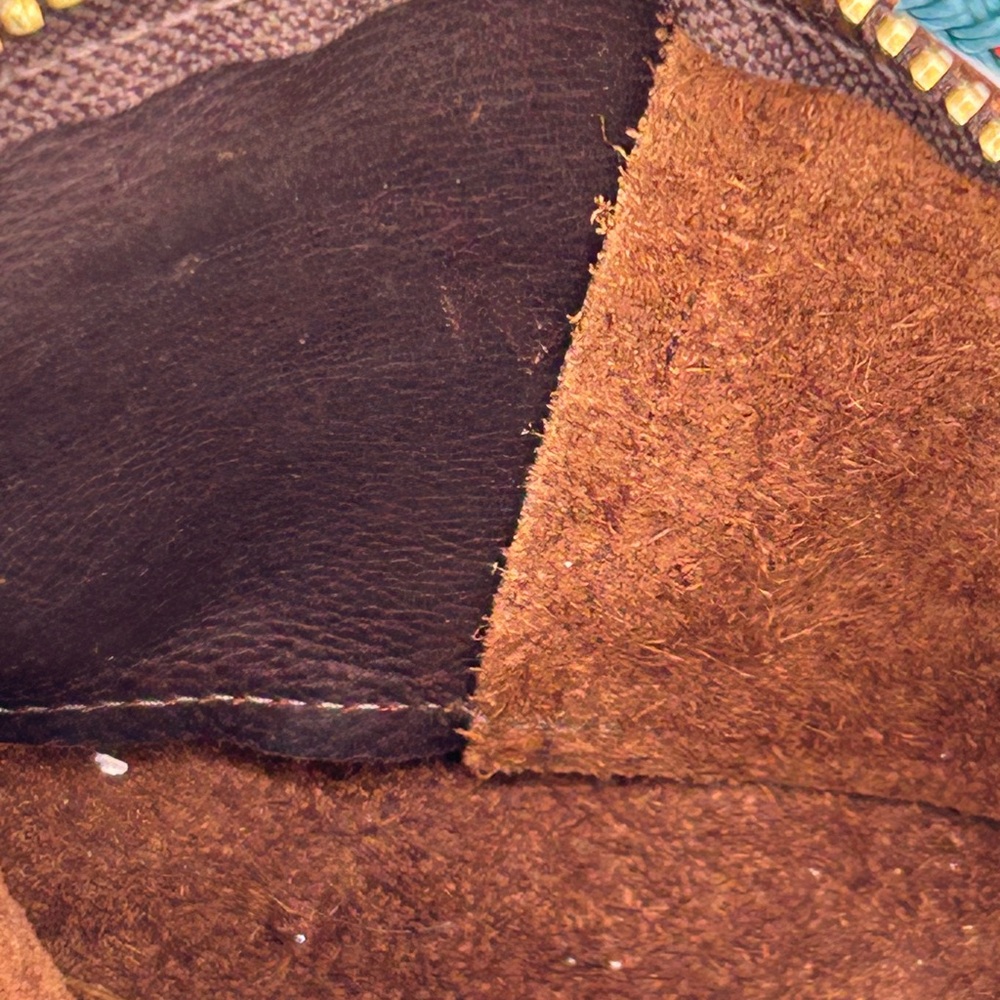 Wildwood Oyster Co. Brown Leather Crossbody - Picture 12 of 13